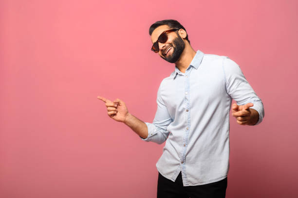 10 Essential Casual Outfits for Men That Turn Heads